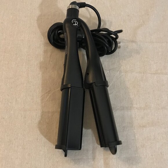 Professional Grade Waver & Curling Iron – 2" Ceramic - 450°F - Picture 7 of 15